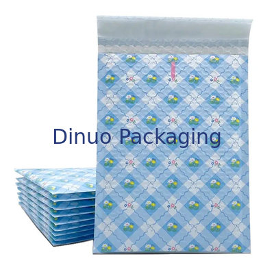 Özel Baskılı Poly Bubble Mailers Tasarım Yastıklı Nakliye Zarfları Hediye Posta Çantaları