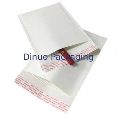 110 * 130mm Oluklu Kağıt Torbalar Kendinden Yapışkanlı Bantlı Mailer Yastıklı Nakliye Zarfları